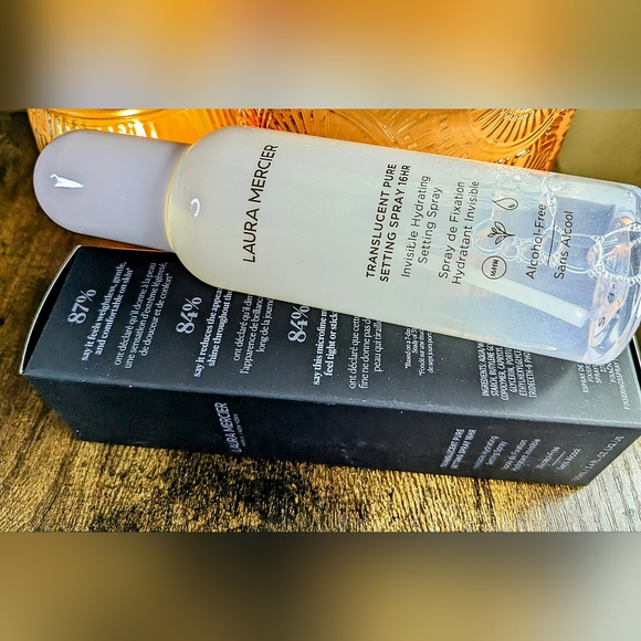 LAURA MERCIER Translucent Pure Setting Spray - Picture 12 of 16